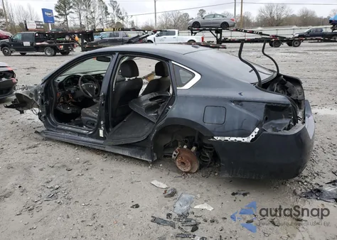 2015 Nissan Altima 2.5 из США, поврежденный, VIN 1N4AL3AP9FN870453